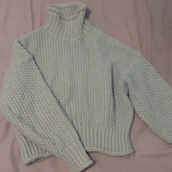 Light teal knit turtleneck - Picture 1 of 2